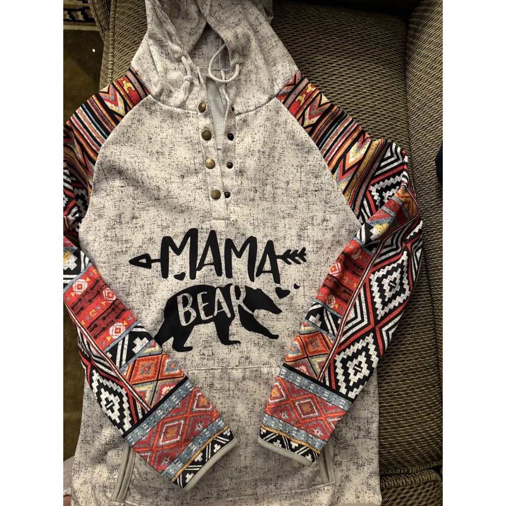 Mama Bear Hoodie Sweatshirt Women’s Size Medium‎ Lightweight See Measurements